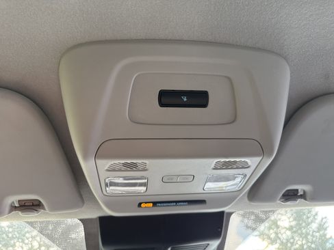 Used 2023 Ford Transit 250 Low Roof AWD w/ Exterior Upgrade Package image 22