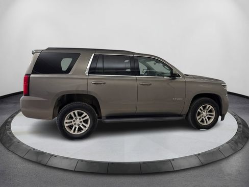 Used 2017 Chevrolet Tahoe LS RWD image 4
