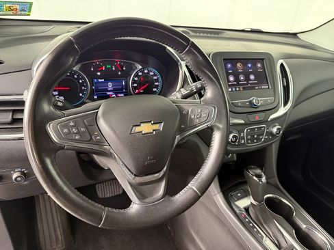 Used 2020 Chevrolet Equinox LT AWD/4WD image 25