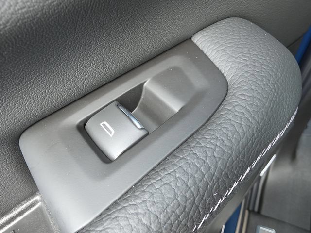 New 2026 GMC Yukon Denali w/ Denali Reserve Package RWD image 13