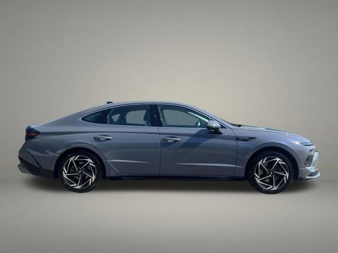 Used 2024 Hyundai Sonata SEL w/ Convenience Package FWD image 6