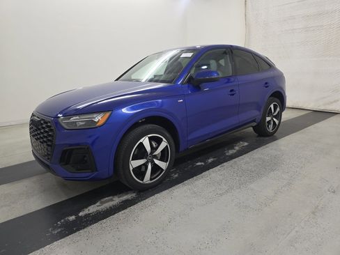 Used 2023 Audi Q5 2.0T Premium Plus w/ Premium Plus Package AWD/4WD image 1