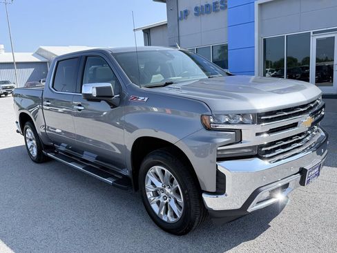 Used 2020 Chevrolet Silverado 1500 LTZ w/ LTZ Premium Package AWD/4WD image 3
