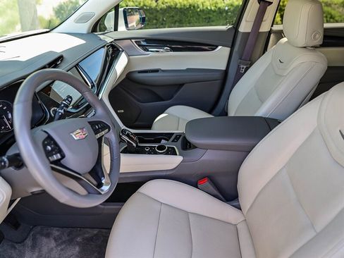 Used 2023 Cadillac XT6 Premium Luxury AWD/4WD image 24