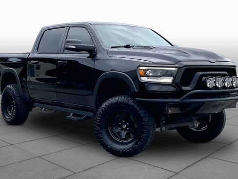 Used 2019 RAM 1500 Rebel w/ Rebel Level 2 Equipment Group AWD/4WD image 3