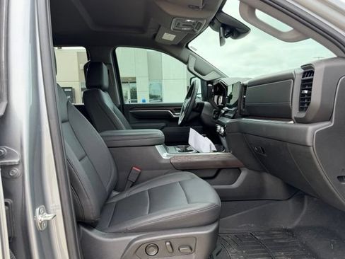 Used 2025 GMC Sierra 2500 SLT w/ Texas SLT Premium Package AWD/4WD image 10