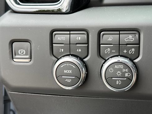 New 2026 GMC Sierra 1500 Denali AWD/4WD image 31