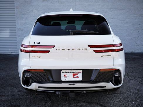 Used 2023 Genesis GV70 2.5T Select image 14