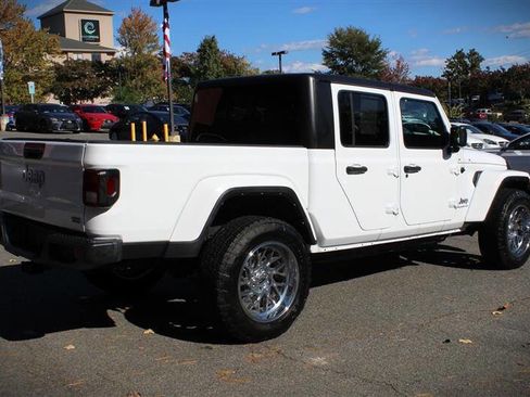 Used 2022 Jeep Gladiator Overland w/ Popular Equipment Package AWD/4WD image 5