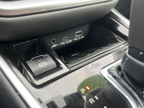 Used 2023 Subaru Outback Onyx Edition XT image 18