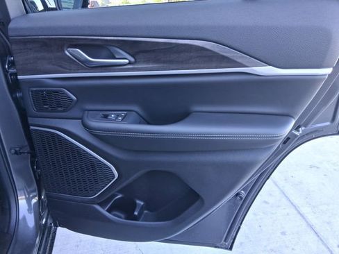 New 2026 Jeep Grand Cherokee Limited w/ Limited Altitude Package RWD image 23