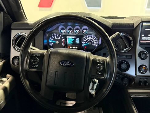 Used 2016 Ford F250 Lariat w/ Lariat Interior Package AWD/4WD image 11