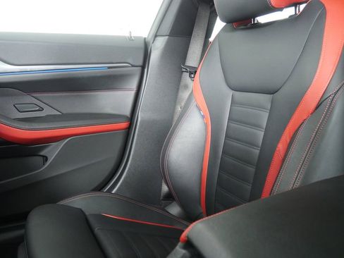 Used 2025 BMW i4 xDrive40i w/ M Sport Package image 29