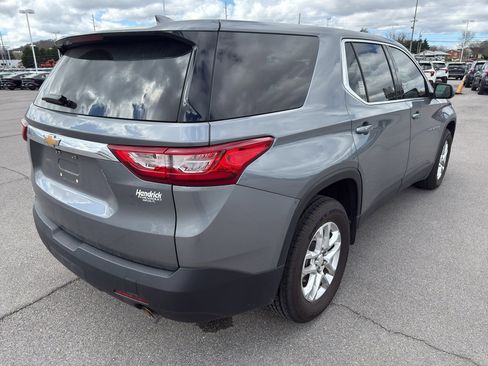 Used 2021 Chevrolet Traverse LS image 5