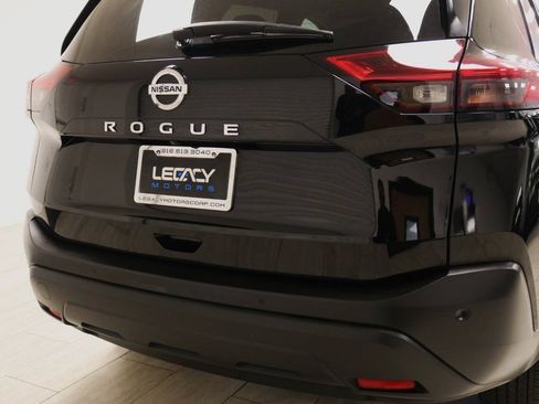 Used 2021 Nissan Rogue S FWD image 93