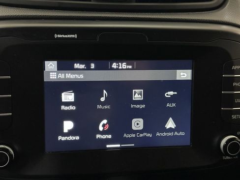 Used 2018 Kia Soul + image 39