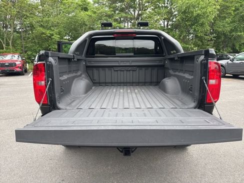 Used 2022 Chevrolet Colorado ZR2 w/ ZR2 Midnight Special Edition AWD/4WD image 21