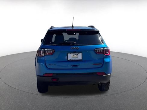 Used 2025 Jeep Compass Trailhawk image 12
