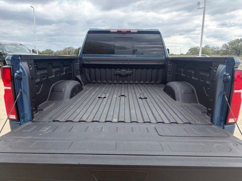 Used 2026 Chevrolet Silverado 2500 LTZ w/ LTZ Plus Package AWD/4WD image 18