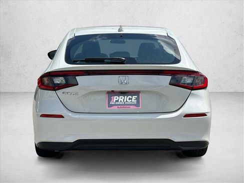 Used 2024 Honda Civic EX-L image 6