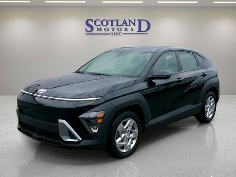 Used 2026 Hyundai Kona SE FWD image 2