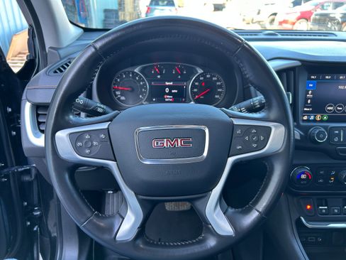 Used 2020 GMC Terrain SLE w/ Driver Convenience Package image 19