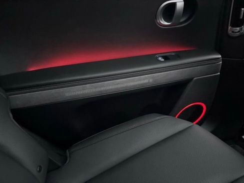 Used 2024 Hyundai Ioniq 5 Limited image 45