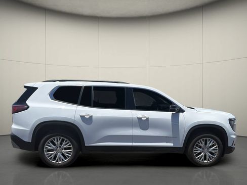 Used 2024 GMC Acadia Elevation FWD image 8