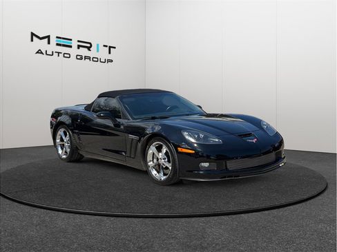 Used 2013 Chevrolet Corvette Grand Sport w/ 3LT Preferred Equipment Group image 1