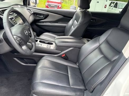 Certified 2023 Nissan Murano SV w/ SV Midnight Edition Package AWD/4WD image 9