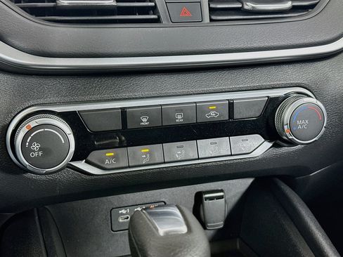 Used 2020 Nissan Altima 2.5 S FWD image 22
