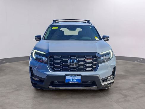 Certified 2024 Honda Passport TrailSport image 2