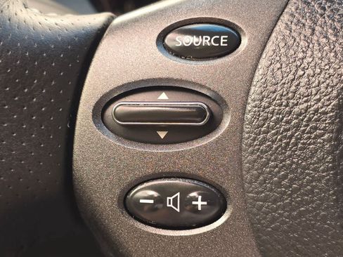 Used 2011 Nissan Altima 2.5 S w/ Convenience Pkg FWD image 21