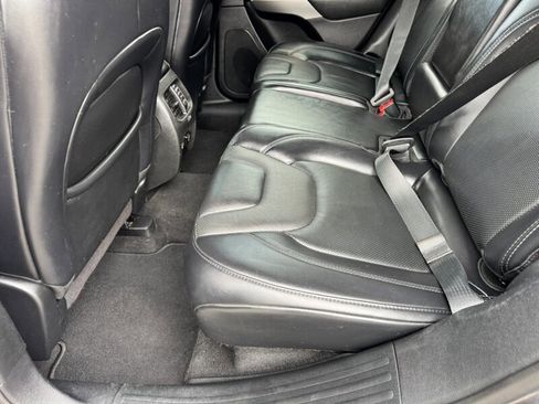 Used 2021 Jeep Cherokee High Altitude image 32