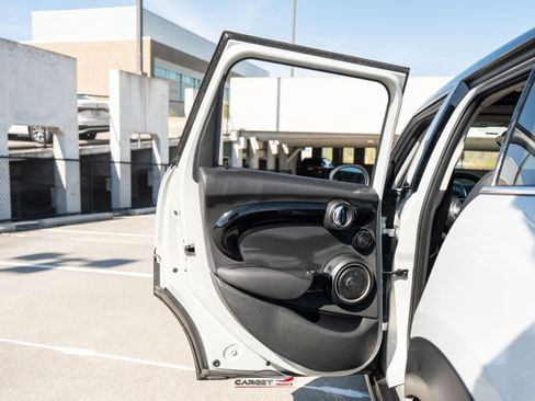 Used 2015 MINI Cooper S image 38