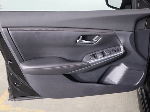 Used 2022 Nissan Sentra SR w/ Trunk Package FWD image 19