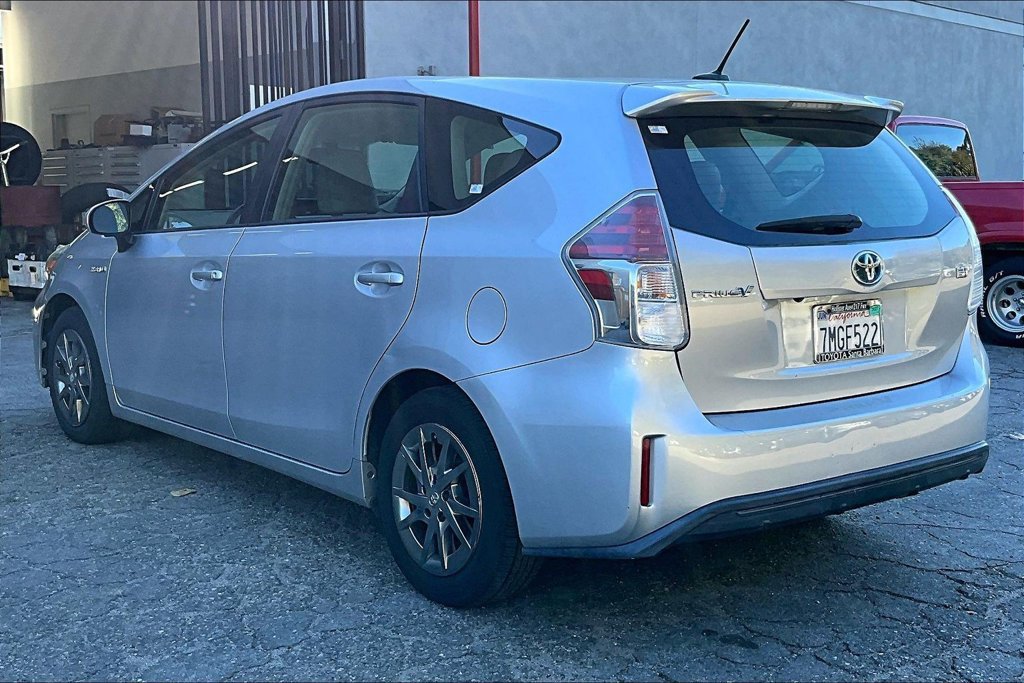 Used 2015 Toyota Prius V Four FWD image 6