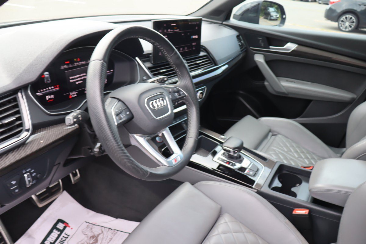 Used 2023 Audi SQ5 Premium Plus w/ Premium Plus Package AWD/4WD image 17