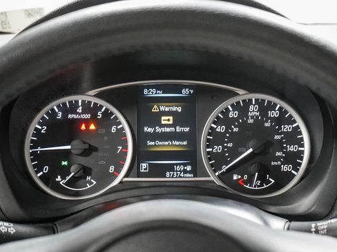 Used 2016 Nissan Sentra SV FWD image 24