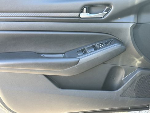 Used 2021 Nissan Altima 2.5 S w/ Driver Assist Package image 10