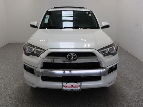 Used 2017 Toyota 4Runner Limited AWD/4WD image 3