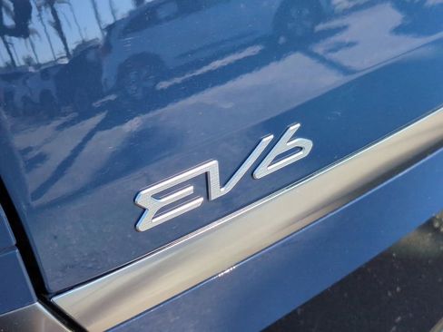 New 2025 Kia EV6 Wind image 30