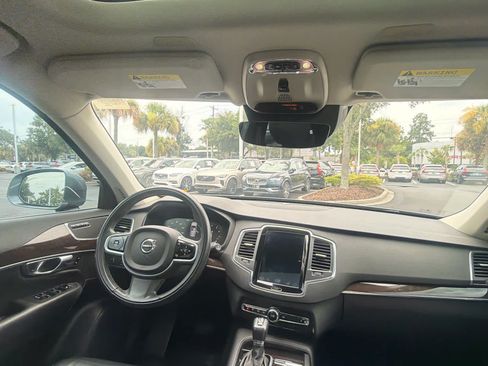 Used 2019 Volvo XC90 T6 Momentum AWD/4WD image 25