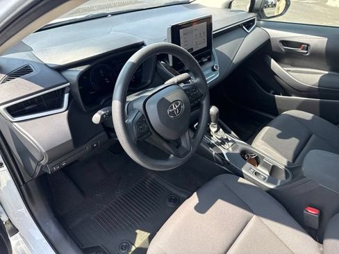 Used 2026 Toyota Corolla LE FWD image 23