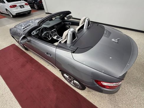 Used 2013 Mercedes-Benz SLK 250 image 23