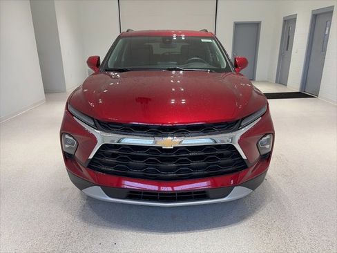 New 2025 Chevrolet Blazer LT w/ Convenience Package image 2