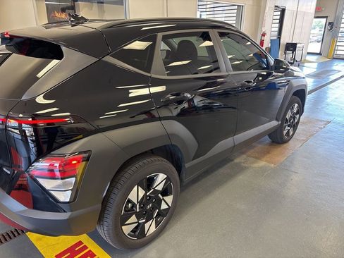 Used 2025 Hyundai Kona SEL AWD/4WD image 7
