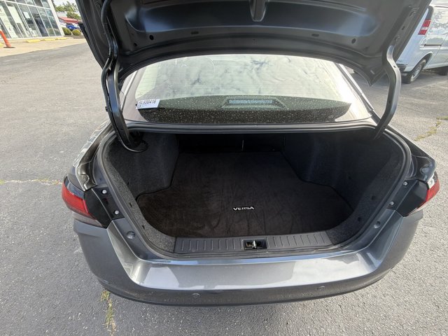 Used 2024 Nissan Versa SV FWD image 22