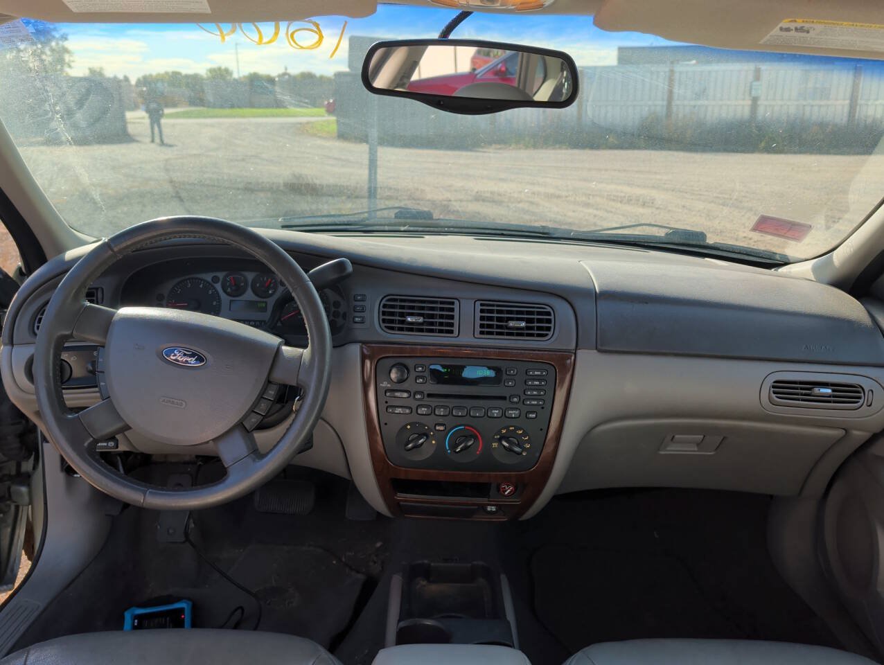 Used 2006 Ford Taurus SEL FWD image 30