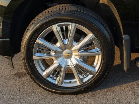 Used 2023 Chevrolet Silverado 1500 High Country AWD/4WD image 10
